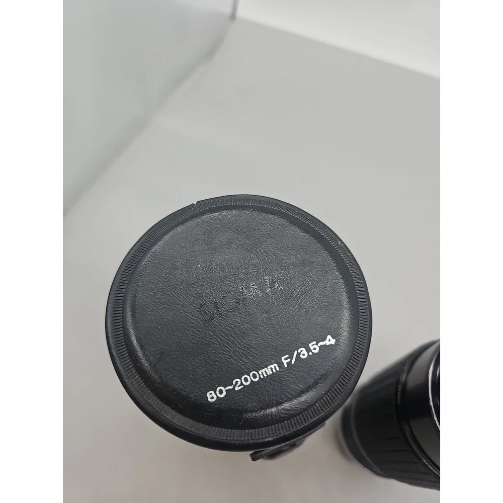 Sigma High-Speed Zoom 1:3.5-4 f=80-200mm Wirh‎ Case